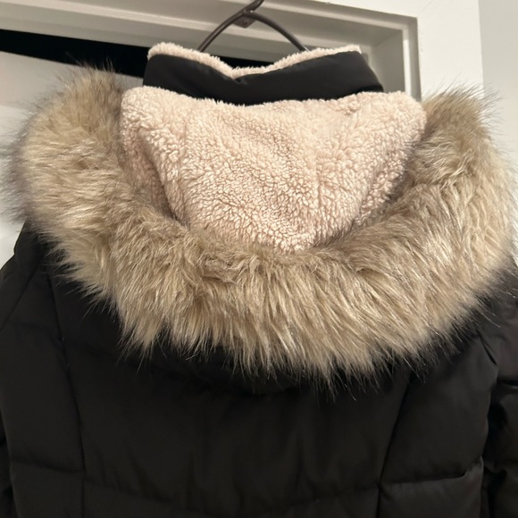 Ralph Lauren hooded puffer jacket - Picture 4 of 4